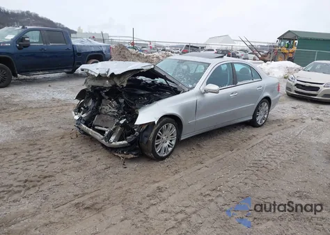 2007 Mercedes-Benz E 350 4Matic z USA, uszkodzony, nr VIN WDBUF87XX7B121763